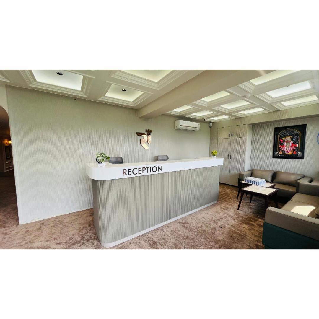 Hotel Royal Town Ahmedabad Ngoại thất bức ảnh
