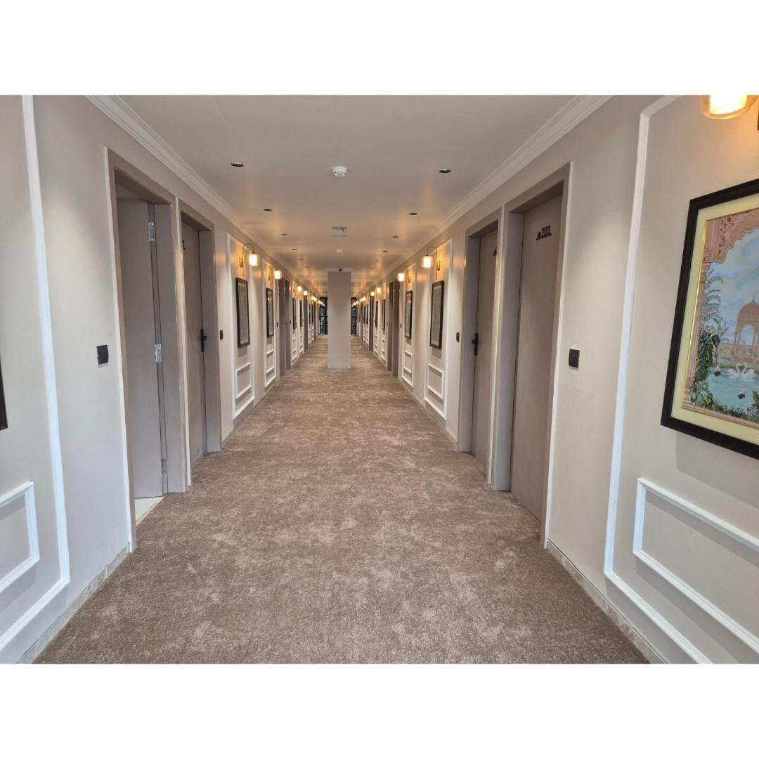 Hotel Royal Town Ahmedabad Ngoại thất bức ảnh